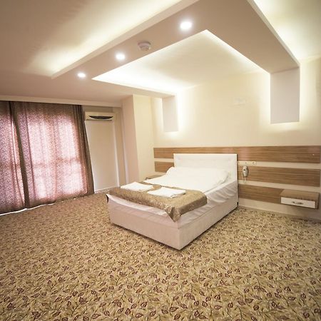 Osmaniye Hanedan Otel Extérieur photo
